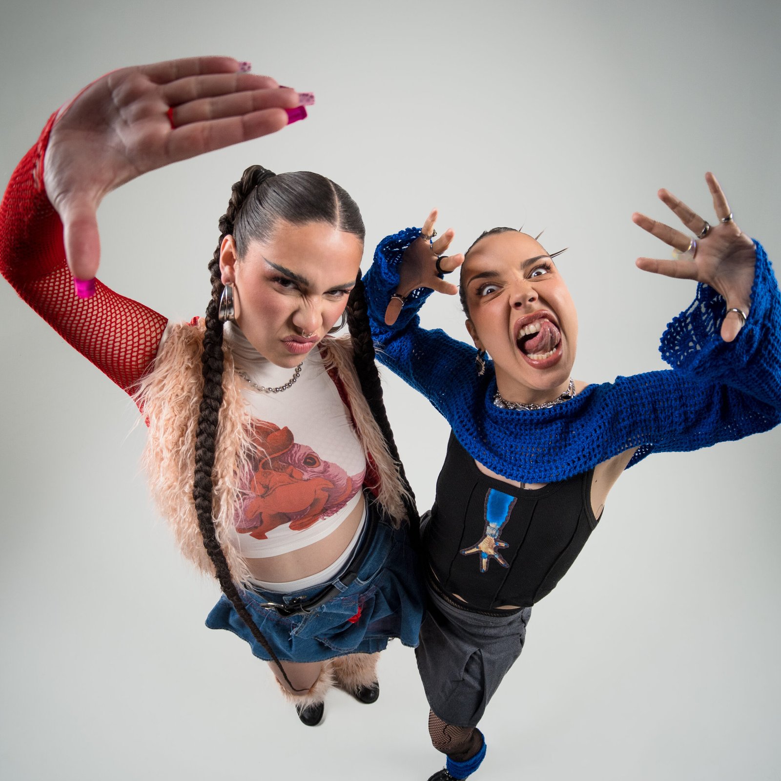 Chicken Paw! Lo nuevo de WANDA JAEL junto a FEMI